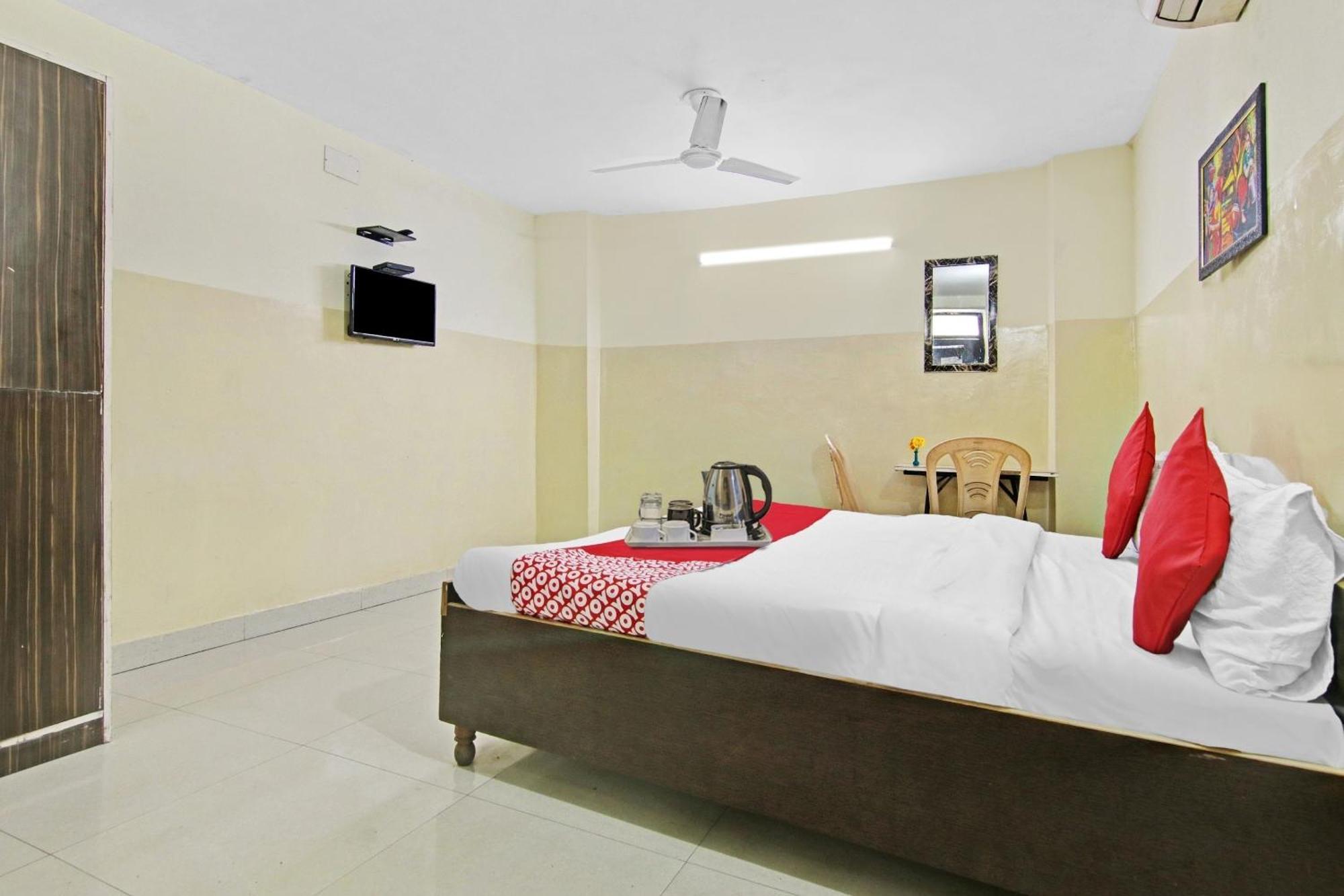 Super Hotel O Royal Green New Delhi Exterior foto