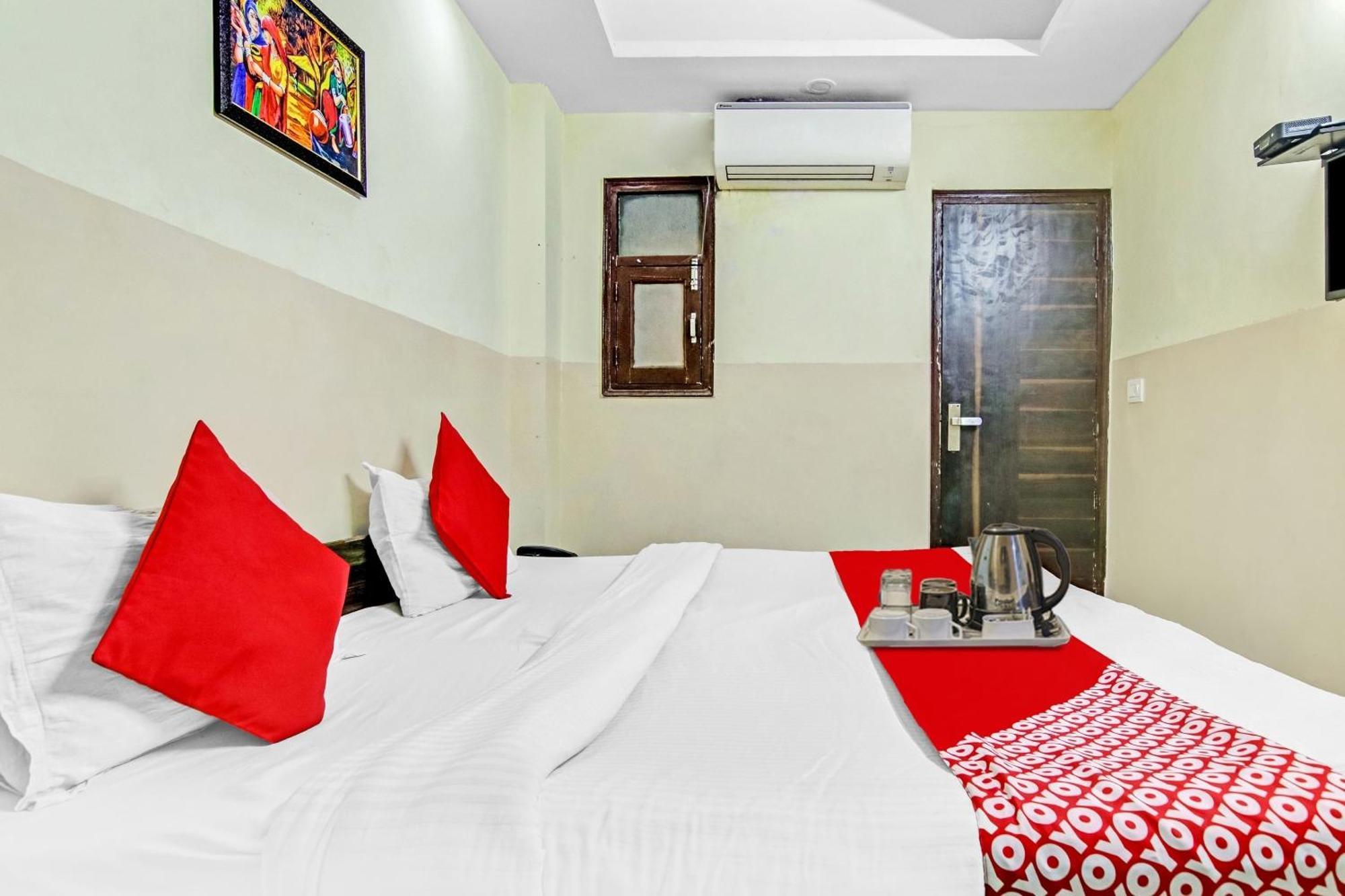 Super Hotel O Royal Green New Delhi Exterior foto